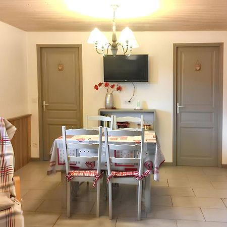 Appartement Cosy A Cornimont 30 M² Avec Terrasse Et Vue Montagne Exterior photo