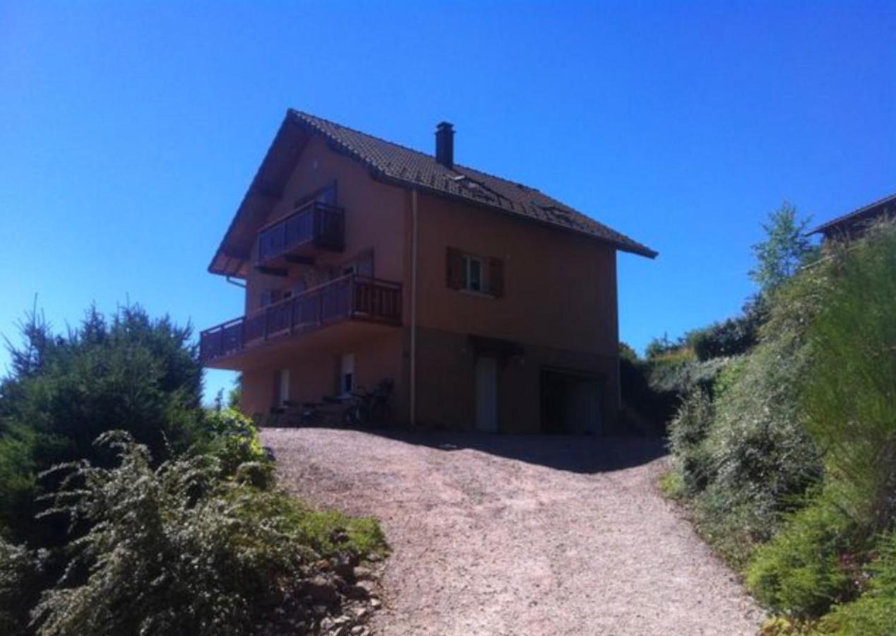 Appartement Cosy A Cornimont 30 M² Avec Terrasse Et Vue Montagne Exterior photo